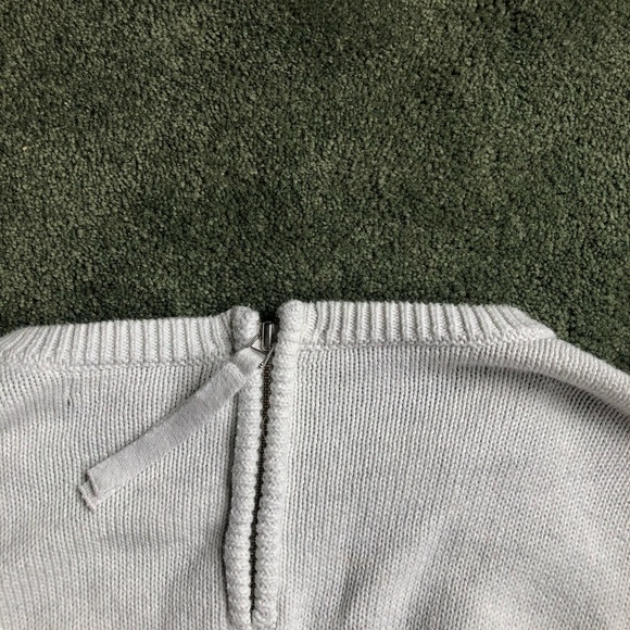 Sweater - Picture 4 of 4